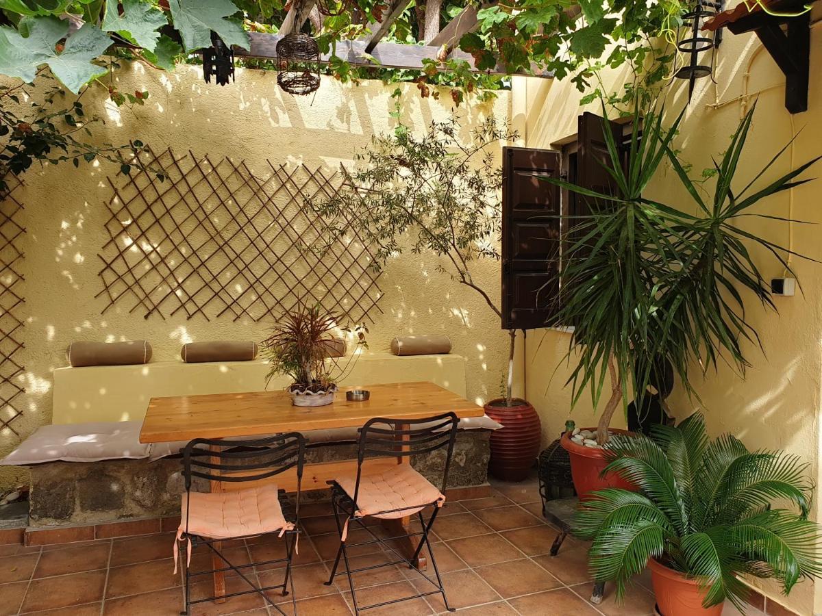 Chris Αpartments Old Town Apartman Rhodes City Kültér fotó